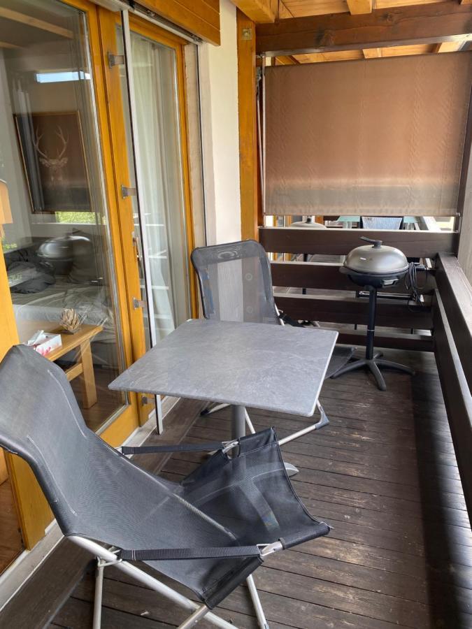 Moderne In - Modern In Appartement Laax